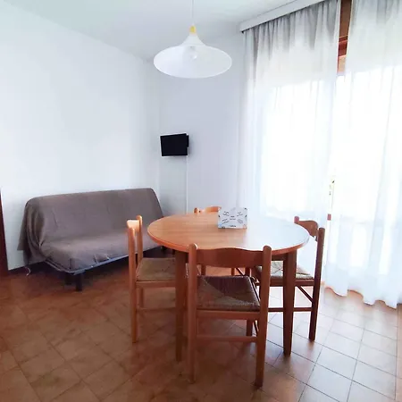 Apartment In 25357