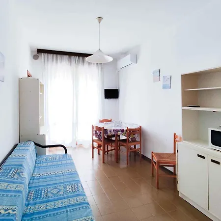 Apartment In 25357