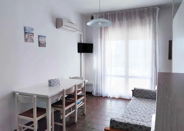 In 25357 * Lido di Jesolo